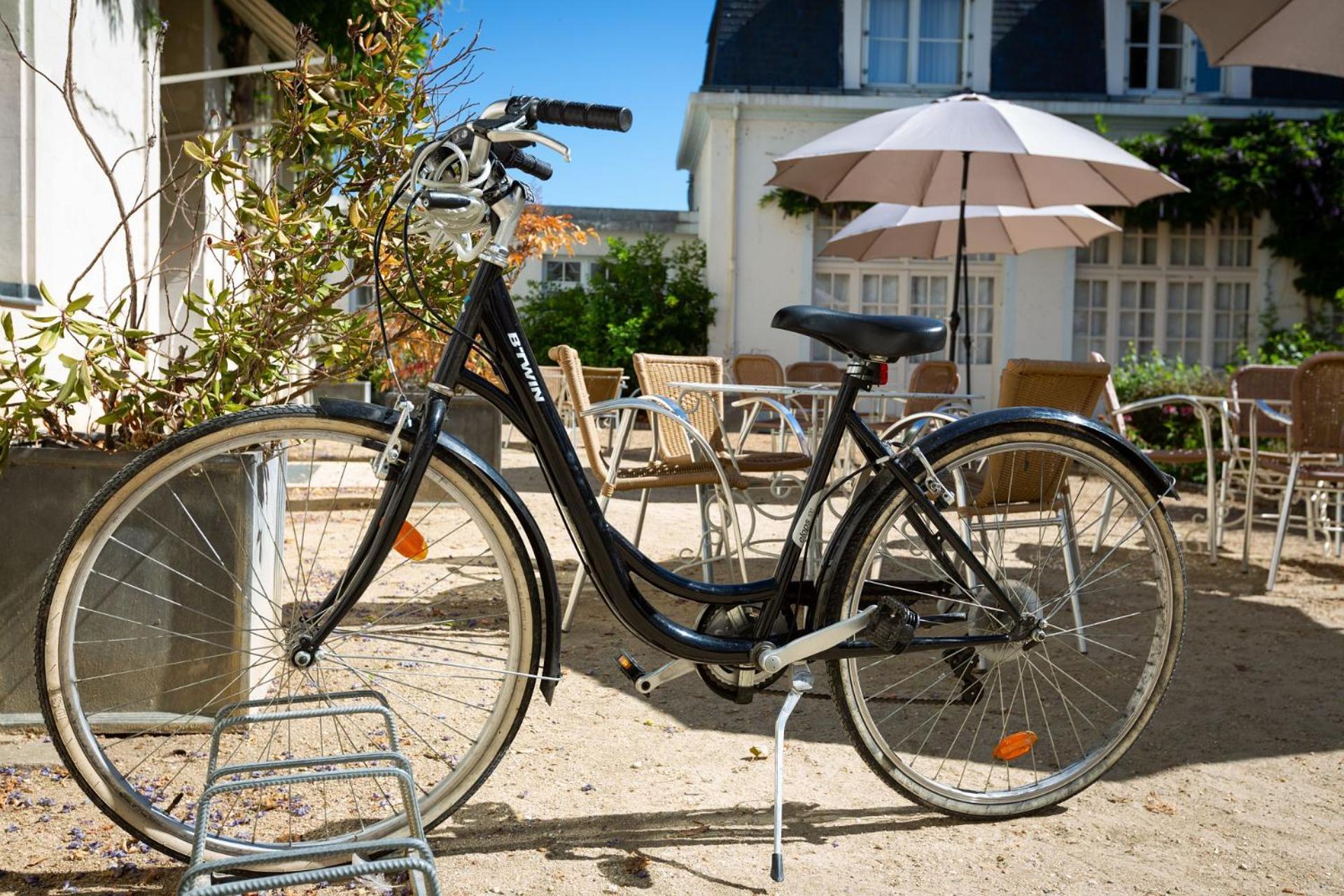 Hotel Mileade Le Domaine De La Blairie - Saumur Saint-Martin-de-la-Place المظهر الخارجي الصورة