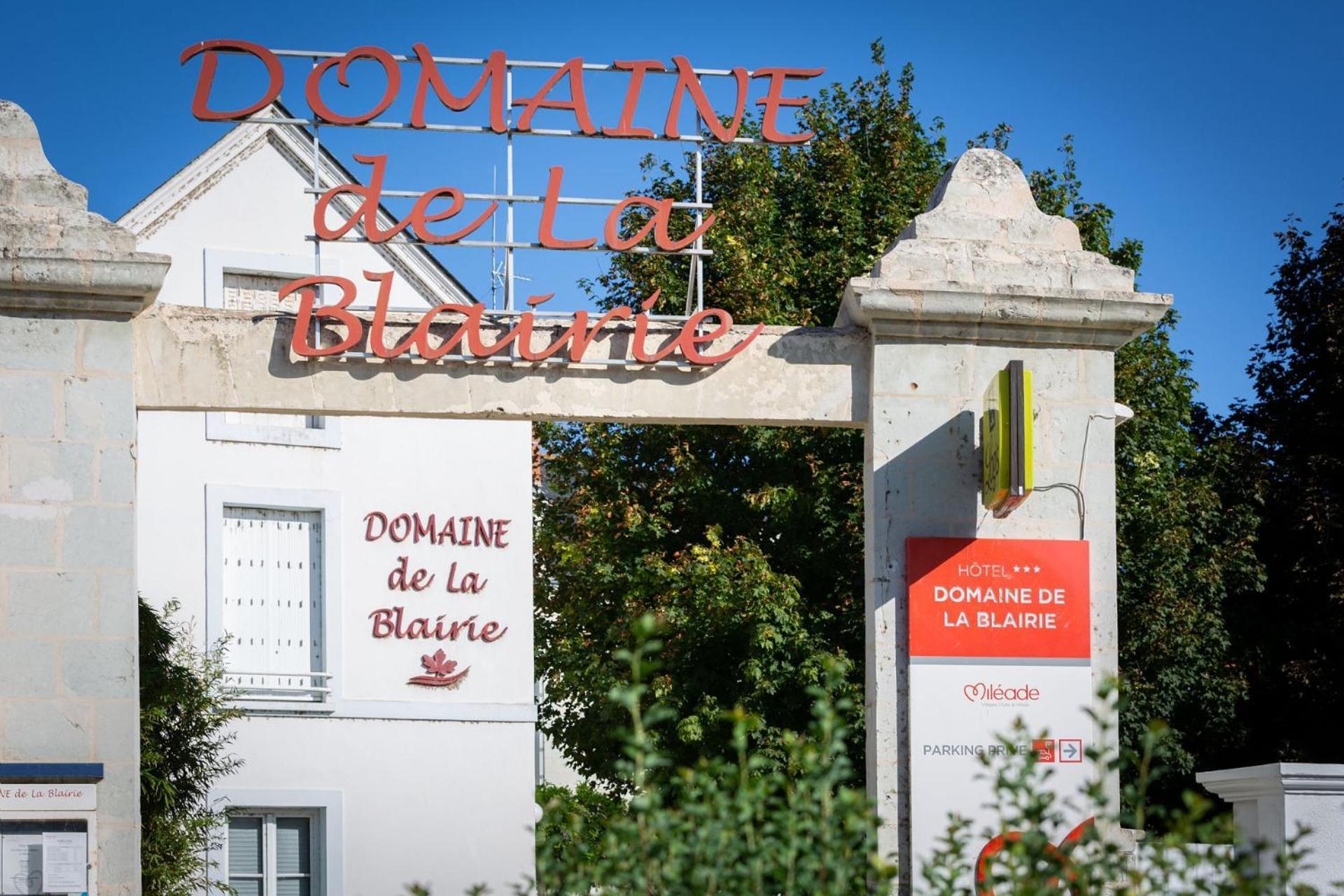 Hotel Mileade Le Domaine De La Blairie - Saumur Saint-Martin-de-la-Place المظهر الخارجي الصورة