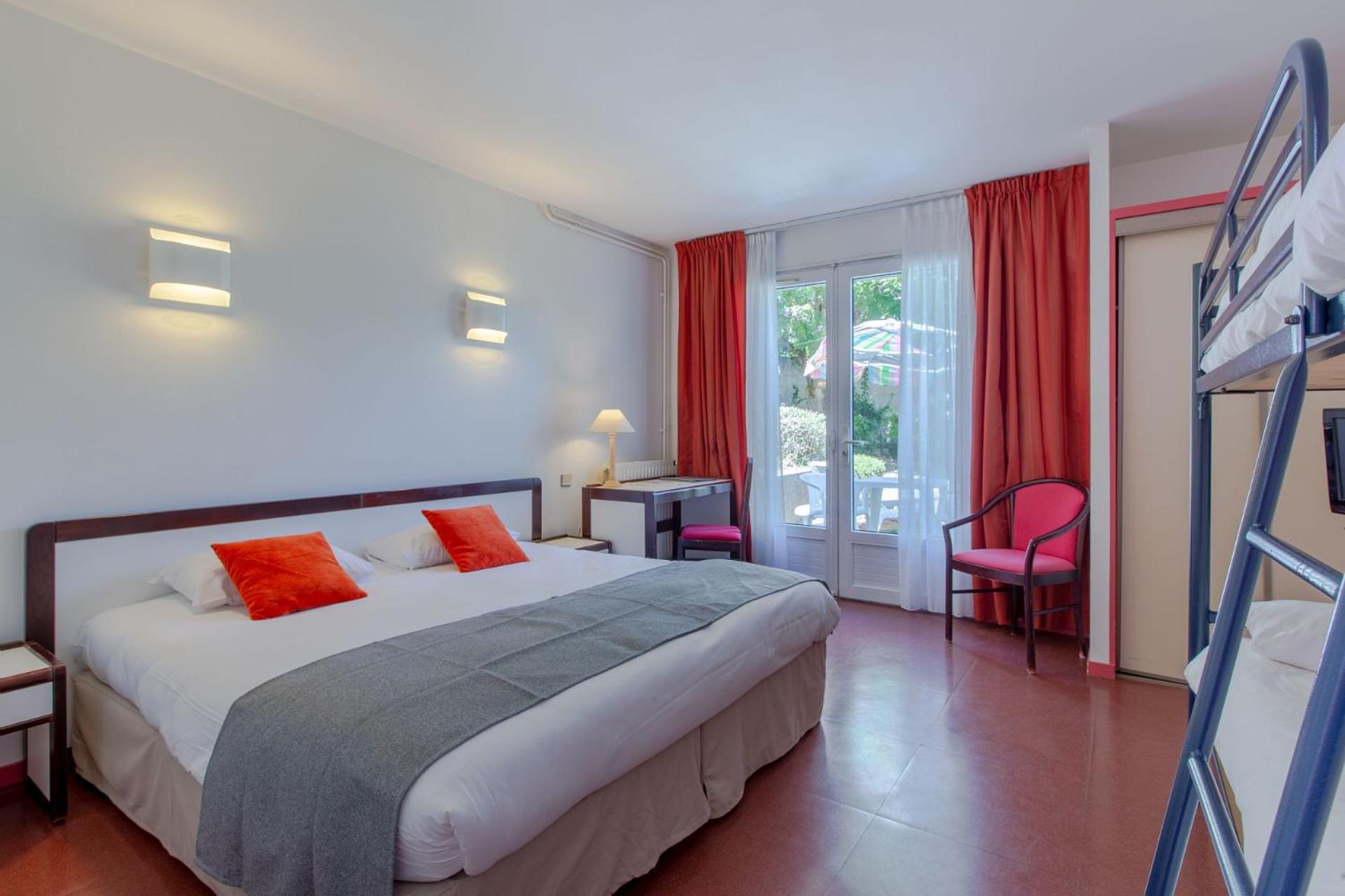 Hotel Mileade Le Domaine De La Blairie - Saumur Saint-Martin-de-la-Place المظهر الخارجي الصورة